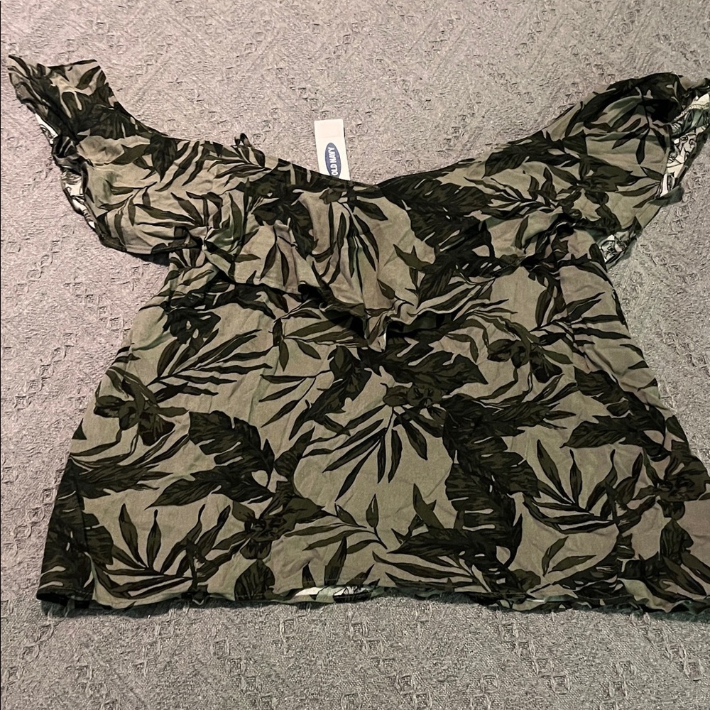 Old Navy Black Leaf Print Off-Shoulder Blouse